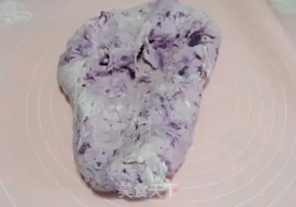 Make Potato buns step 4
