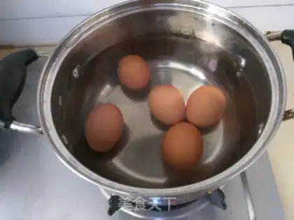 Make Oiled eggs step 0