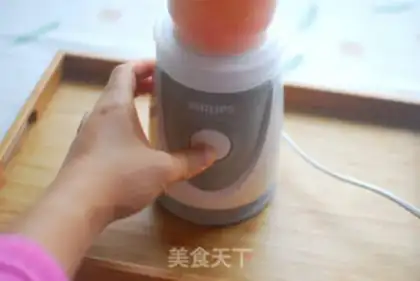Make Fresh orange carrot juice step 6