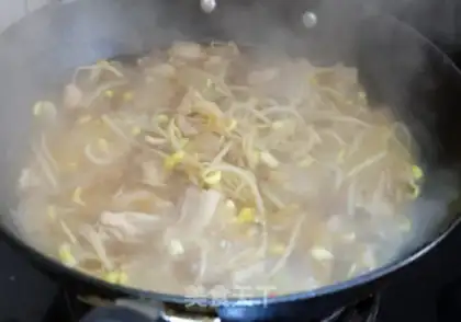 Make Pork bean sprouts step 10