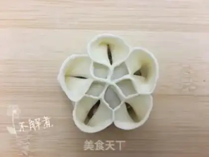 Make Steam dumplings step 1