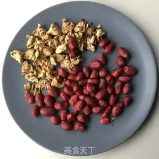 Make Peanut walnuts step 0
