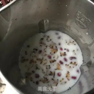 Make Peanut walnuts step 2