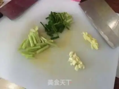 Make Fried skinned fish step 1