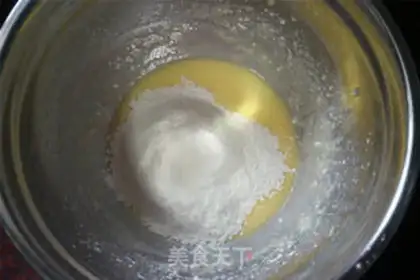 Make Little Rocket birthday cake step 1