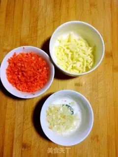 Make Gold cheese and potatoes step 1