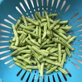 Make ♪ Dry silkless beans ♪ step 0