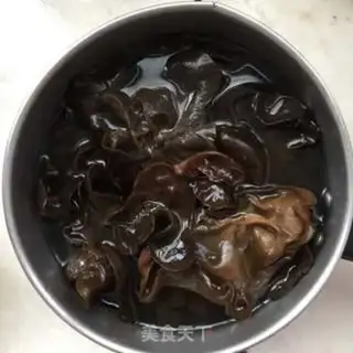 Make Blackwood, blue pepper, chicken willow step 0