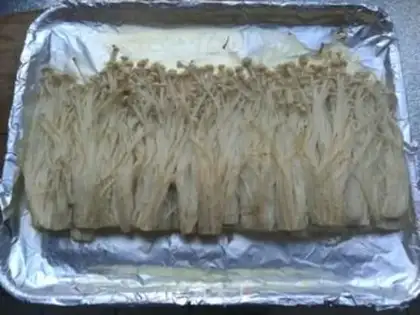 Make The fragrance of golden mushrooms step 3