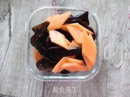 Make Black-muck meat chip powder step 2