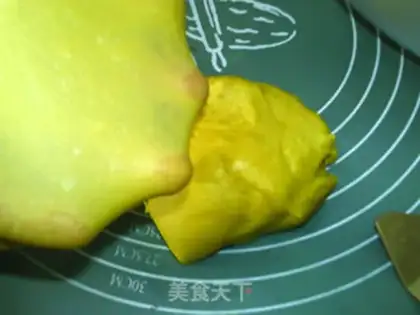 Make Mango toast step 2