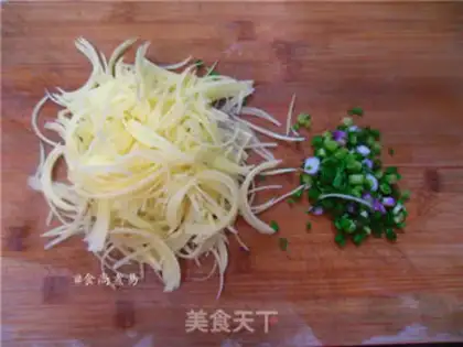 Make Get some potatoes step 1