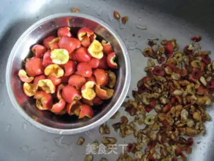 Make Red jam step 1
