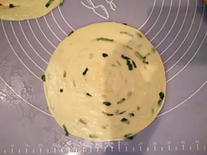 Make The onion grab cake step 9
