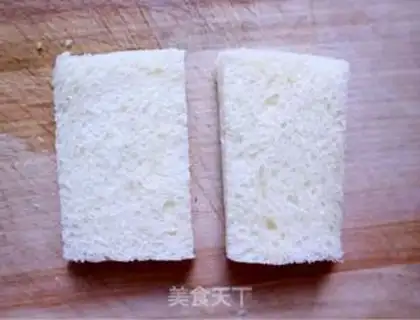 Make Fruit sandwich step 2