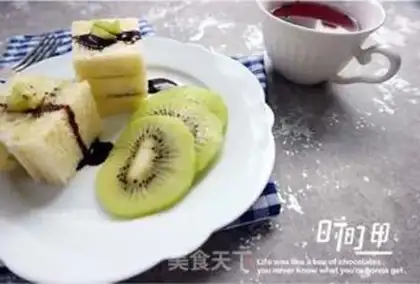 Make Fruit sandwich step 4