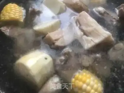 Make Liang ink fish bone soup step 3