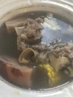 Make Liang ink fish bone soup step 4
