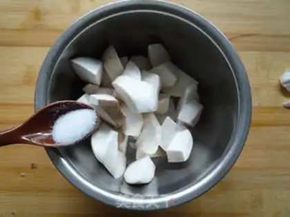 Make Fried almond mushrooms step 2