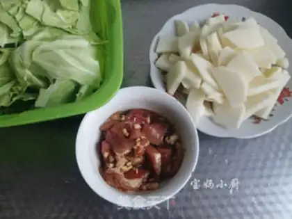 Make Hand-to-hand to-to-to-hand with potatoes step 2