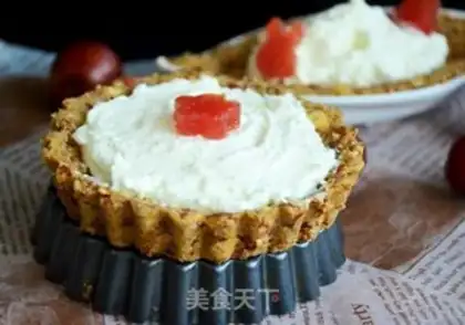 Make No baked almond cheese tower step 8