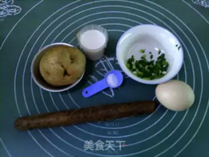 Make Potato Mountain eggcake step 0