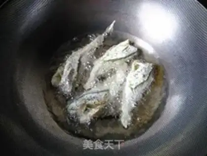 Make The mossy yellowfish step 3