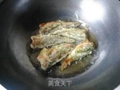 Make The mossy yellowfish step 4