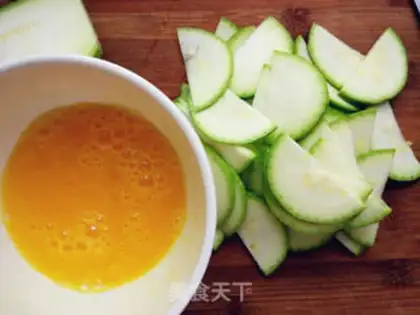 Make Cracker egg soup step 0