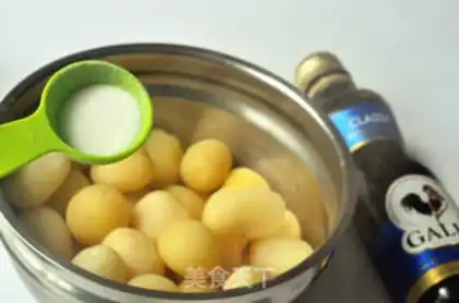 Make Rosemary baked potatoes step 2