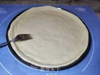 Make Seafood Big Pizza - Home Edition step 7