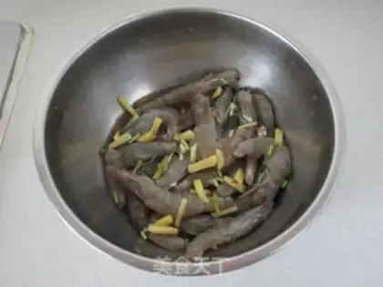 Make Shanghai dollar Shrimp step 4
