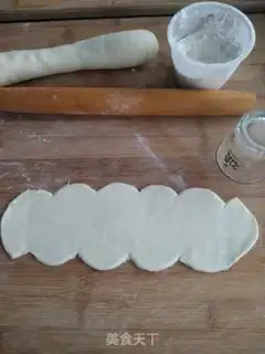 Make Rose fried dumplings step 1
