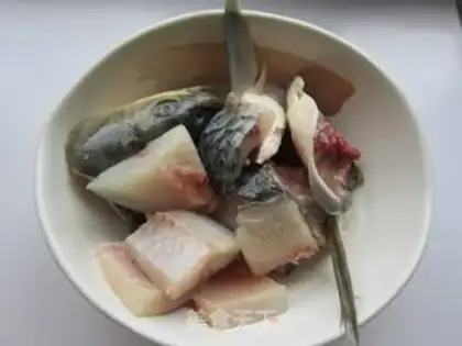 Make The sour fish of the red fruit family recipe step 1