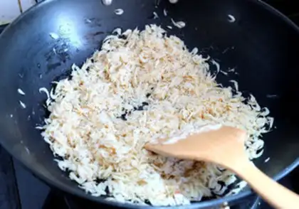 Make Homemade shrimp powder step 2