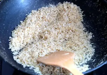 Make Homemade shrimp powder step 3