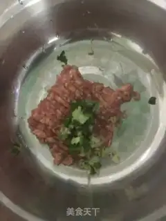 Make Three Spring Rolls step 2