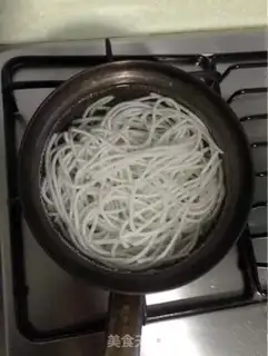 Make A big cabbage saffron step 0