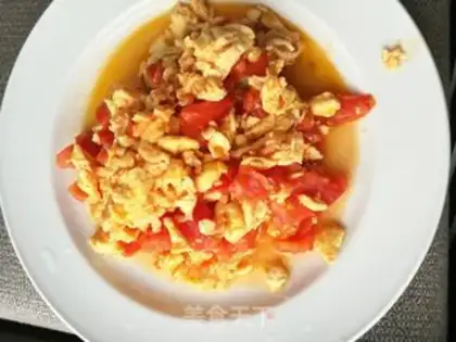 Make Tomato fried eggs step 6