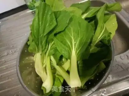Make Garlic sauce step 1