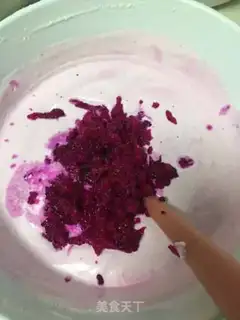 Make Yogurt-cracker mousse step 2