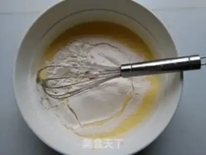 Make Strawberry cream rolls step 4