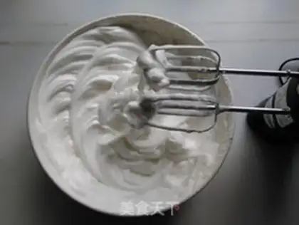 Make Strawberry cream rolls step 6