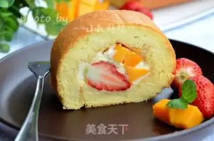 Make Strawberry cream rolls step 15