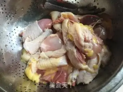 Make Crunch chicken soup step 0