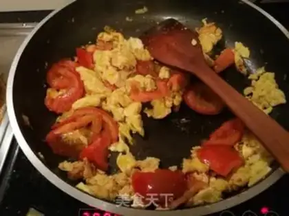 Make Tomato egg noodles step 6