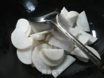 Make The lamb makes radish step 1