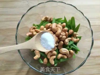 Make Plum nuts step 4