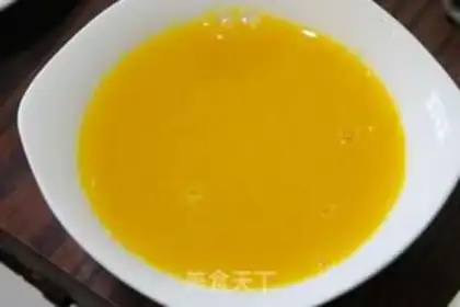 Make Hot rosy bun step 1