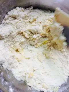 Make Starbucks Red Peascon step 2